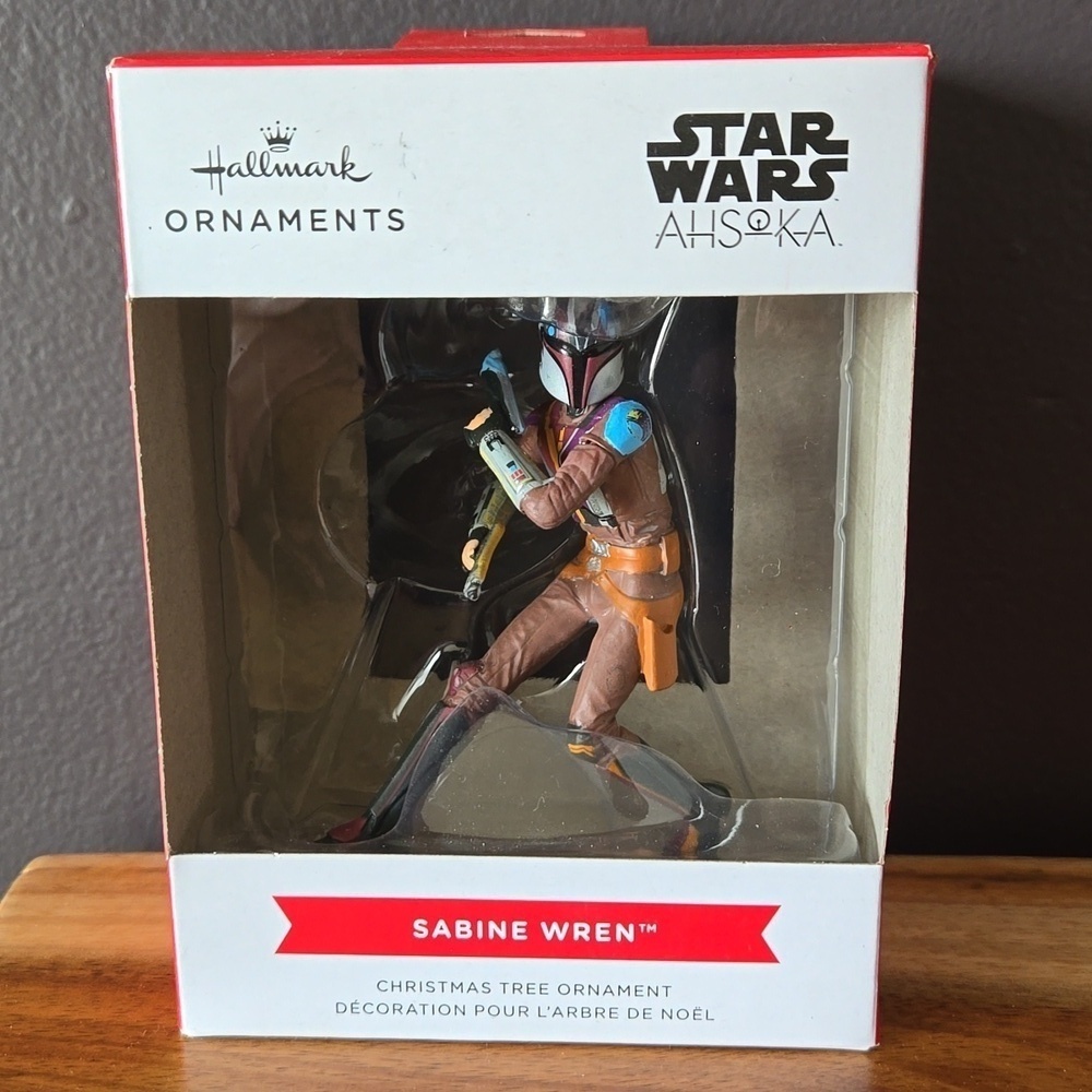 Hallmark Star Wars Ahsoka Sabine Wern ornament,  nwt